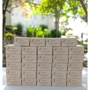 Monika Blunder MAKEUP LOT 29 $1500 Blunder Cover All-in-One Concealer Foundation